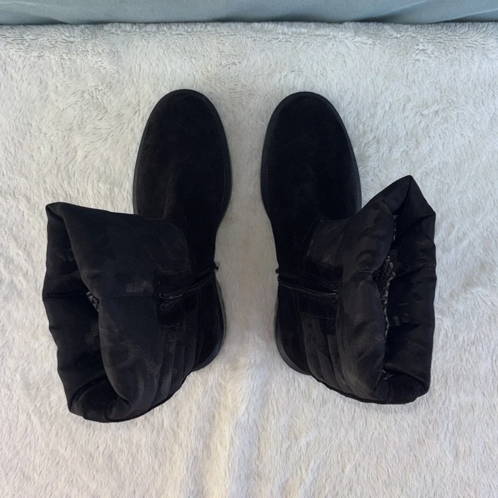 NWOT AQUATALIA LORI SIDE BLACK QUILT PUFFER WINTER SNOW SUEDE BOOT LEATHER Sz 5